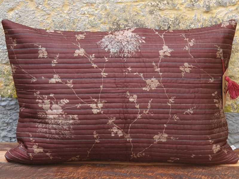 Pudebetræk (40x60 cm) * Sari, Silke Quiltet * No 106-M3